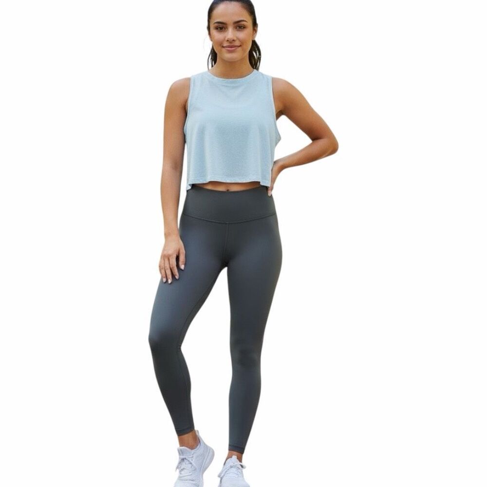 ATHLETA Women’s Light Blue Sleeveless Muscle Tank Top Size Small